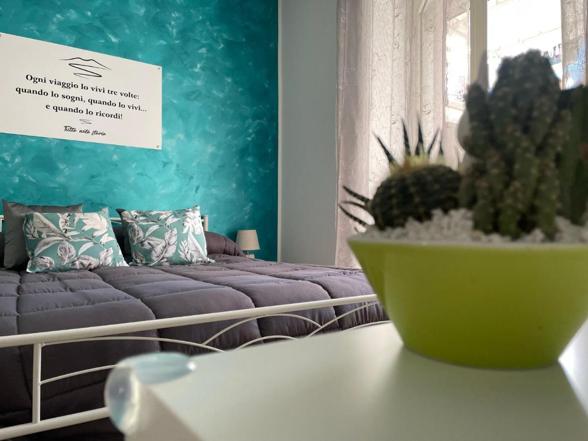 Tutta Nata Storia Apartamento Nápoles Exterior foto