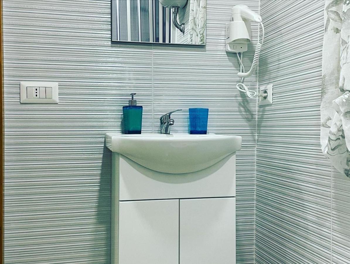Tutta Nata Storia Apartamento Nápoles Exterior foto
